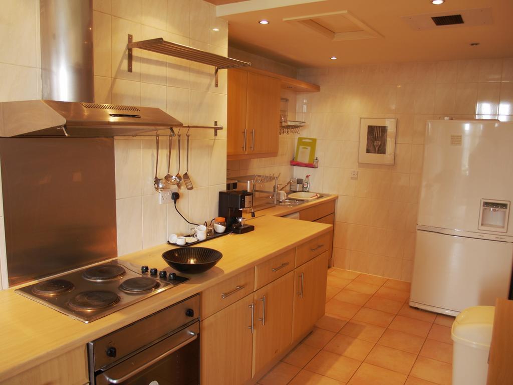 Royal Mile Mansions Apartment Эдинбург Номер фото