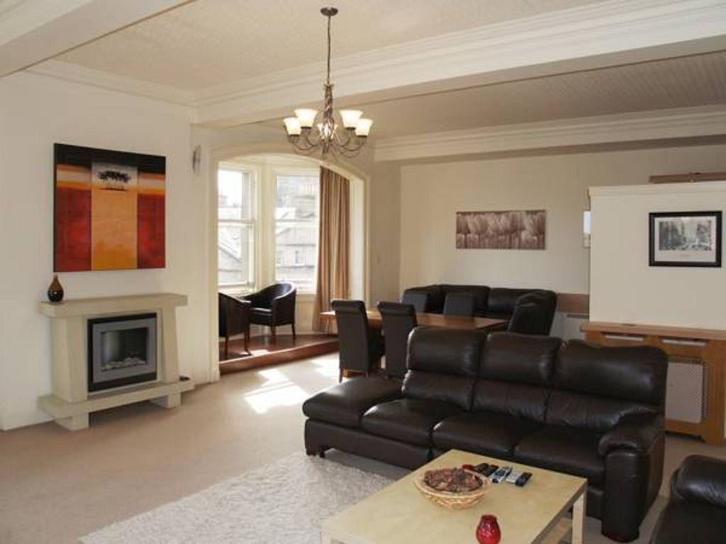 Royal Mile Mansions Apartment Эдинбург Номер фото